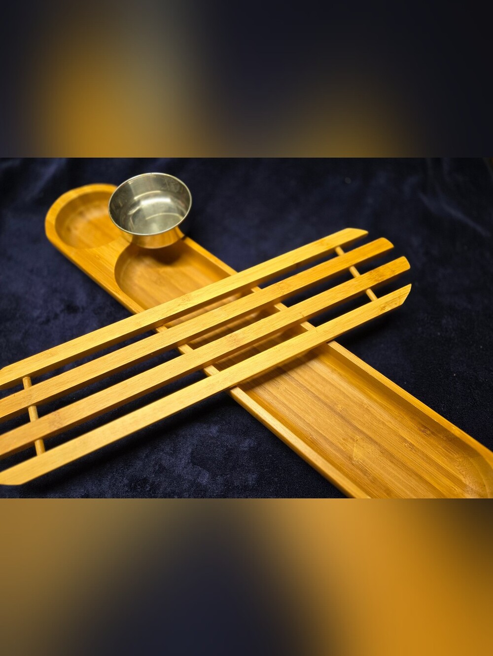 Bread Tray Made Of Yellow Bamboo With Dipping Dish - Picture 2 of 5
